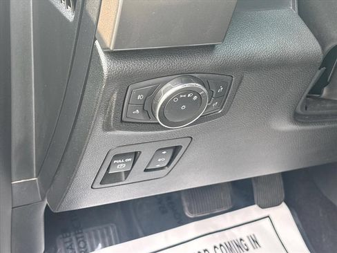 Used 2020 Ford F150 XLT w/ Equipment Group 302A Luxury AWD/4WD image 27