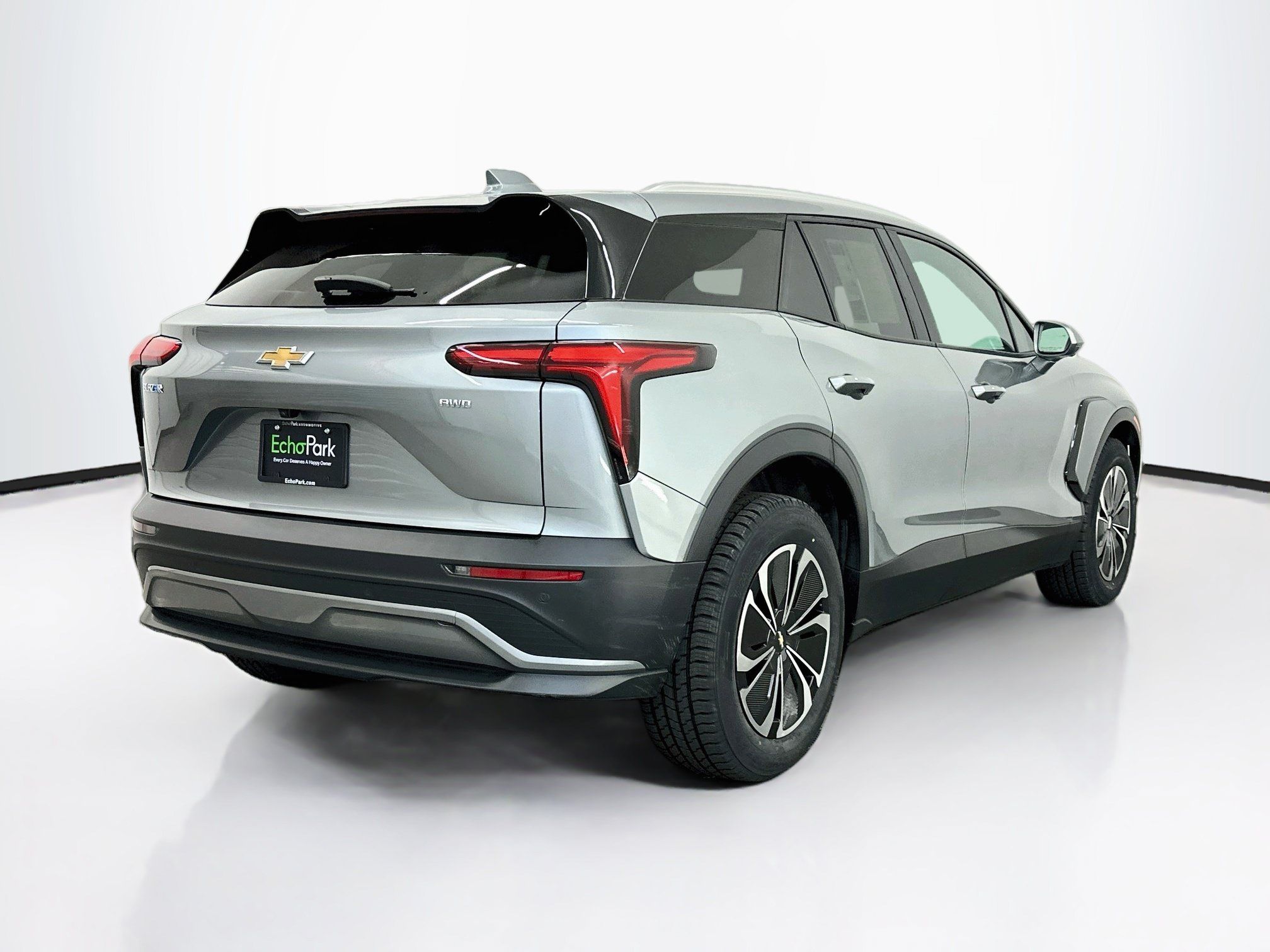 Used 2024 Chevrolet Blazer EV LT AWD/4WD image 9