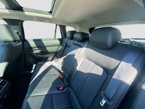 Used 2025 MAZDA CX-50 2.5 Hybrid w/ Premium Plus Pkg image 28