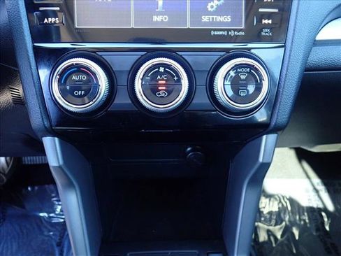 Used 2017 Subaru Forester 2.0XT Premium image 18