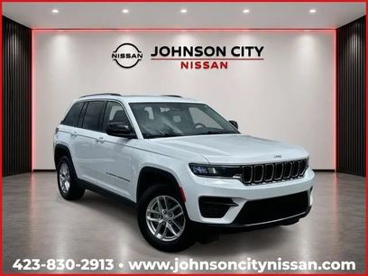 Used 2023 Jeep Grand Cherokee Laredo w/ Trailer Tow Prep Group (B)