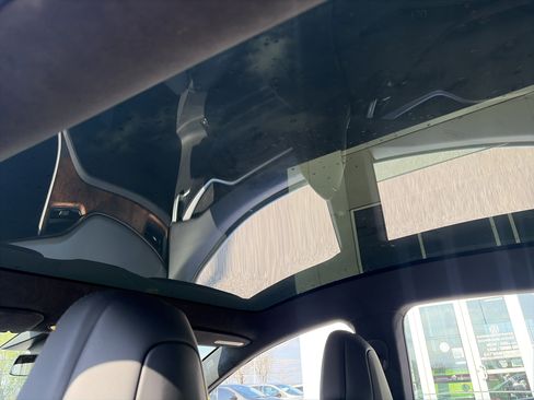 Used 2018 Tesla Model S 75D image 26