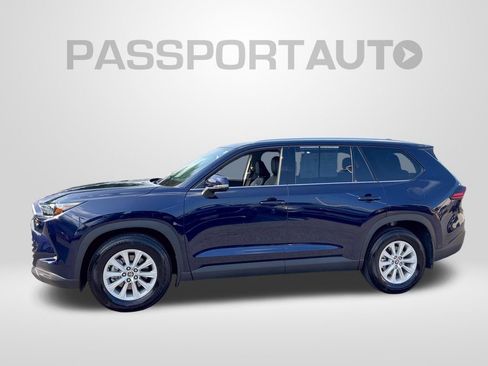Used 2026 Toyota Grand Highlander AWD image 2