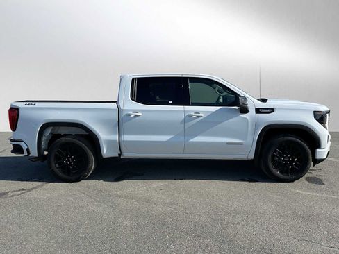 New 2026 GMC Sierra 1500 Elevation image 2
