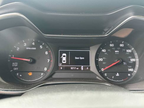 Certified 2023 Chevrolet TrailBlazer LT w/ Convenience Package FWD image 24