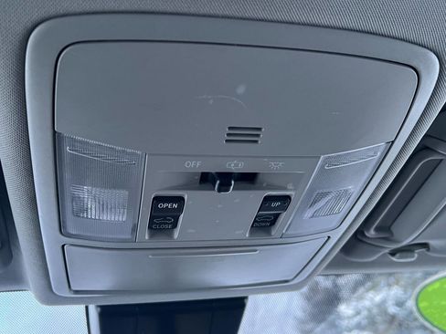 Used 2017 Toyota RAV4 XLE image 20