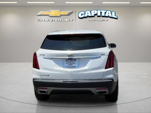 Used 2025 Cadillac XT5 Premium Luxury w/ Technology Package FWD image 4