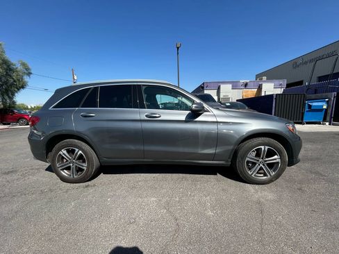 Used 2017 Mercedes-Benz GLC 300 w/ Premium 1 Package image 4