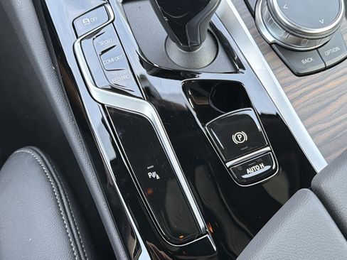 Certified 2023 BMW 530i w/ Convenience Package RWD image 9
