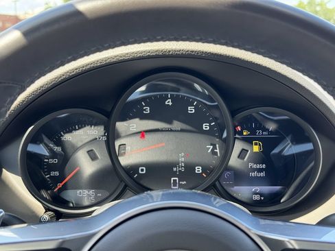 Used 2022 Porsche 718 Cayman w/ Premium Package RWD image 22