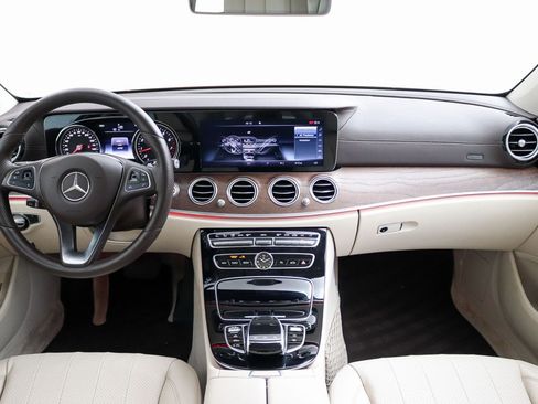 Used 2017 Mercedes-Benz E 300 image 16
