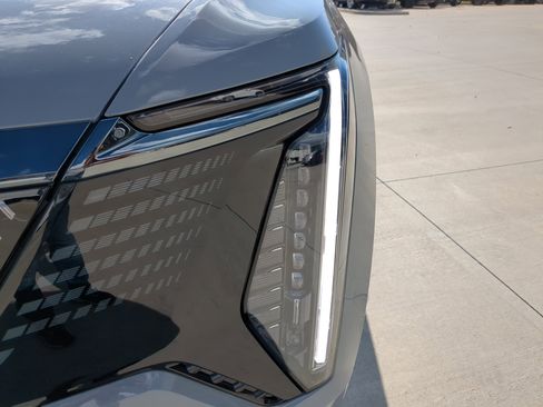 New 2026 Cadillac Escalade IQL Sport 2 image 9