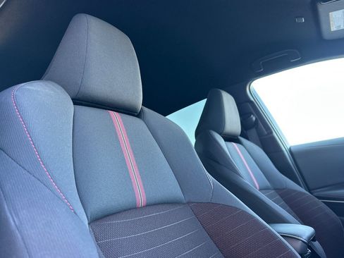 Certified 2025 Toyota Corolla SE image 15