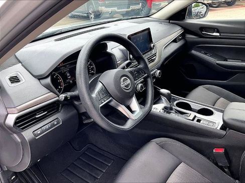 Certified 2024 Nissan Altima 2.5 SV AWD/4WD image 8