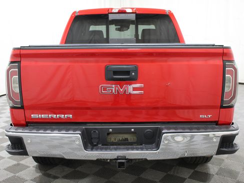 Used 2018 GMC Sierra 1500 SLT image 31