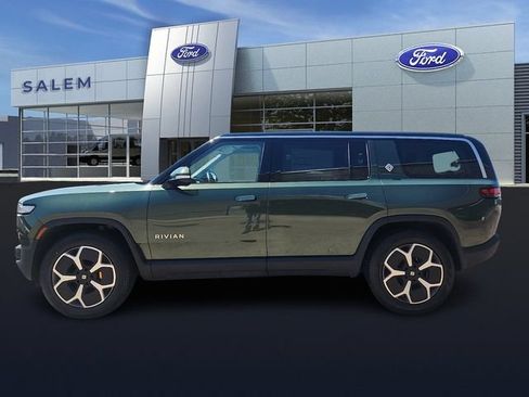 Used 2024 Rivian R1S Adventure AWD/4WD image 5