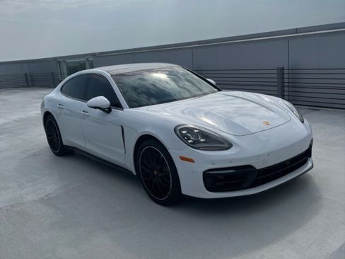 Certified 2023 Porsche Panamera Platinum Edition RWD image 2