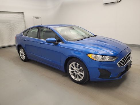 Used 2020 Ford Fusion SE FWD image 11