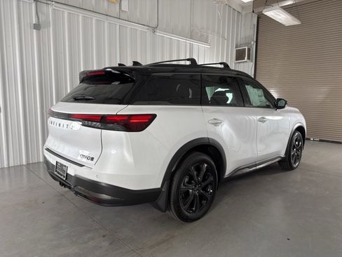 Certified 2026 INFINITI QX60 Autograph w/ Dark Cargo Package image 6