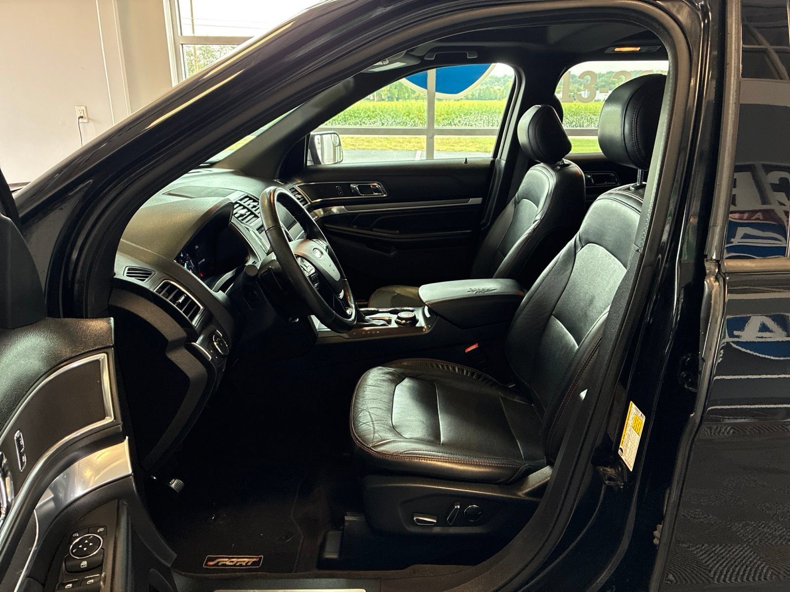 Used 2017 Ford Explorer Sport AWD/4WD image 16