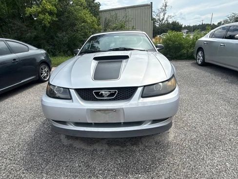 Used 2001 Ford Mustang GT RWD image 9