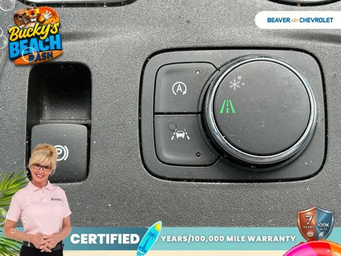 Used 2023 Chevrolet Traverse LS FWD image 21