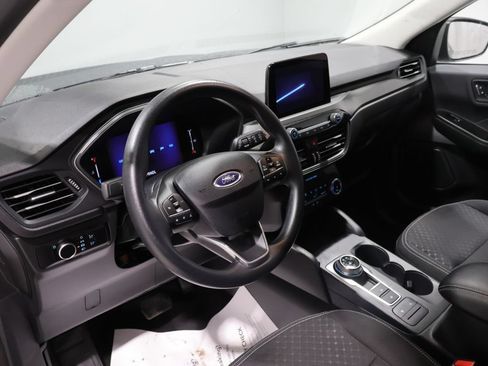 Used 2025 Ford Escape Active AWD/4WD image 15