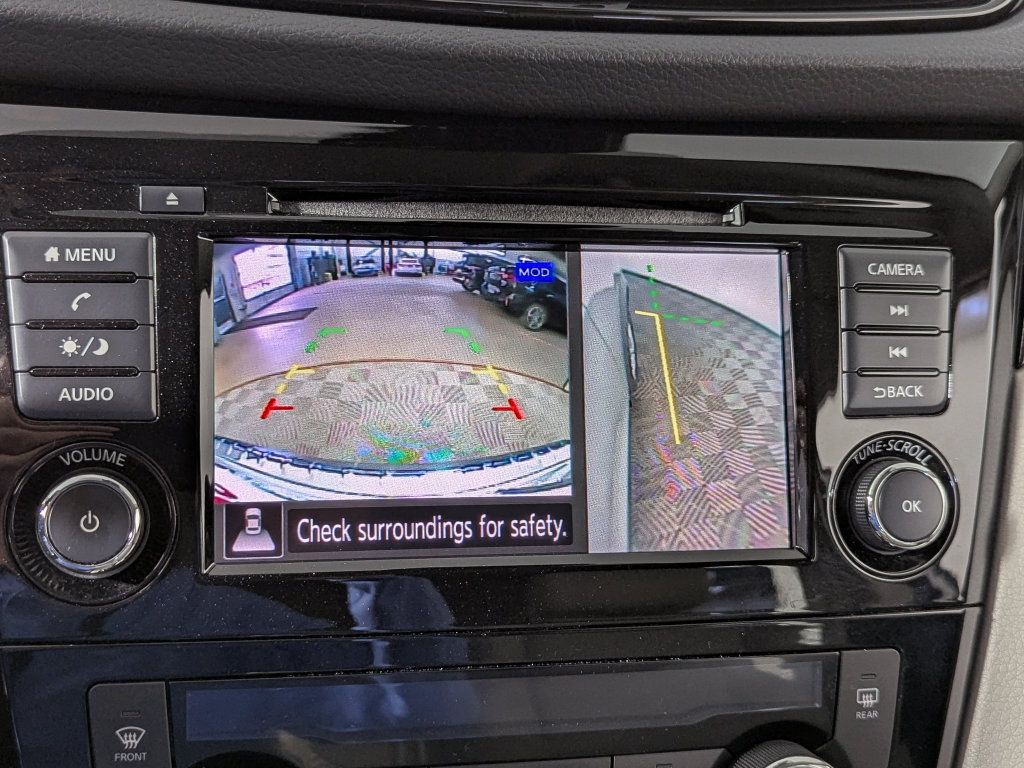 Used 2022 Nissan Rogue Sport SV w/ Technology Package FWD image 18