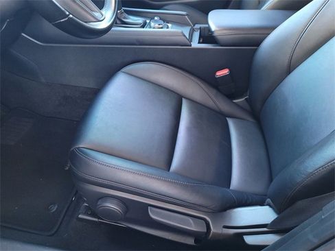 Used 2023 MAZDA MAZDA3 s image 17