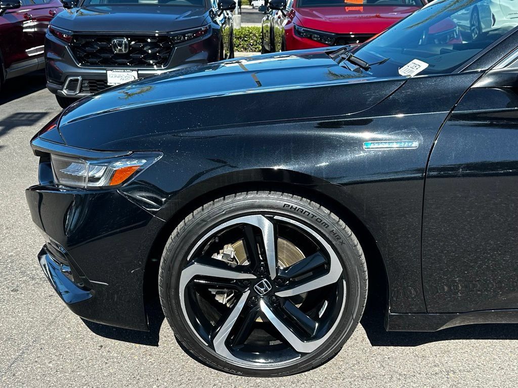 Used 2022 Honda Accord Sport image 9