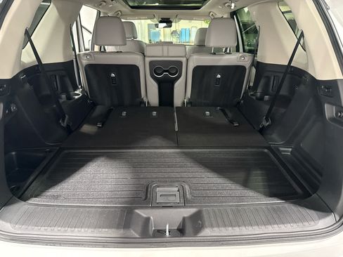 Used 2025 Honda Pilot Touring image 27