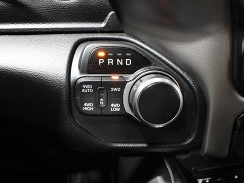 Used 2019 RAM 1500 Big Horn AWD/4WD image 16