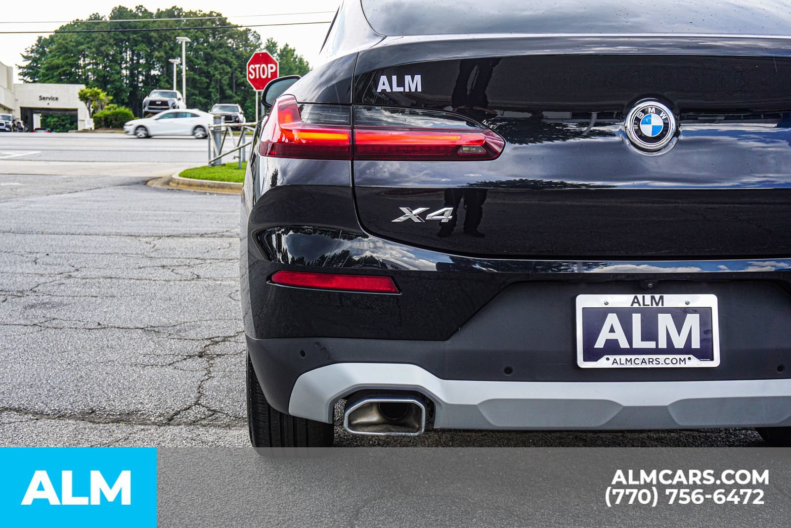 Used 2025 BMW X4 xDrive30i AWD/4WD image 16