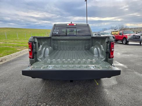 New 2026 RAM 1500 4x4 Crew Cab image 27