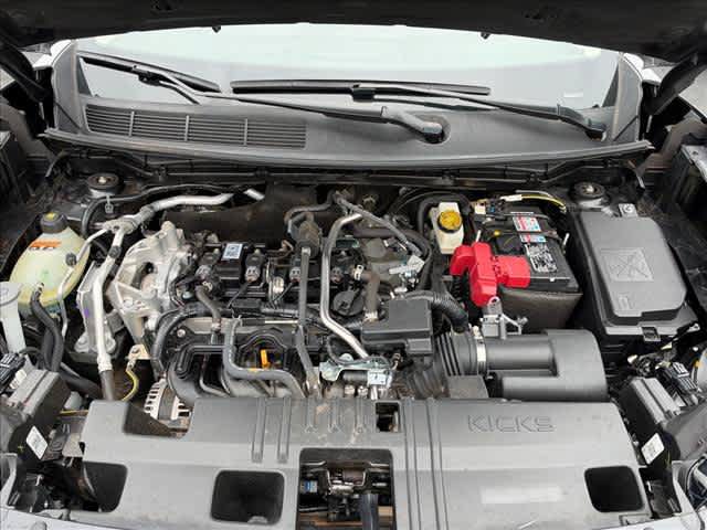 Used 2025 Nissan Kicks SR FWD image 26