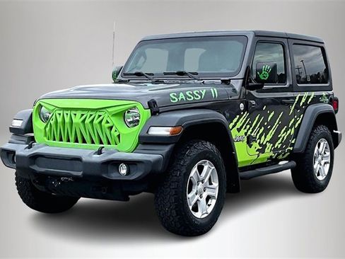 Used 2018 Jeep Wrangler Sport S image 2