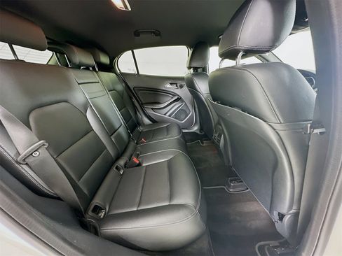 Used 2020 Mercedes-Benz GLA 250 GLA 250 image 29