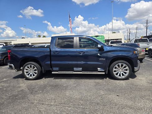 Used 2020 Chevrolet Silverado 1500 LT w/ Texas Edition RWD image 4