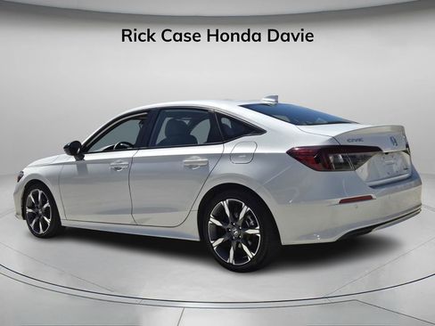 Certified 2025 Honda Civic Sport image 7