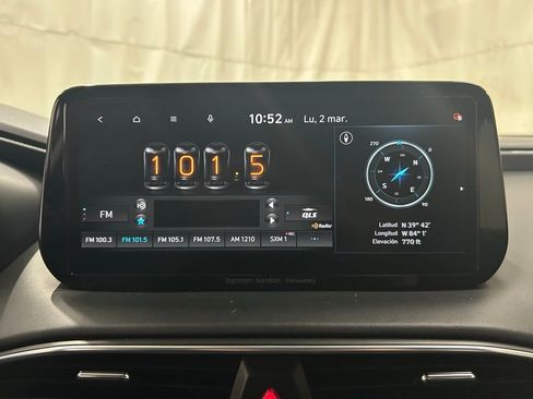 Used 2022 Hyundai Santa Fe Limited image 19