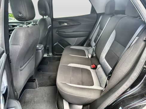 Used 2025 Chevrolet TrailBlazer LT AWD/4WD image 29