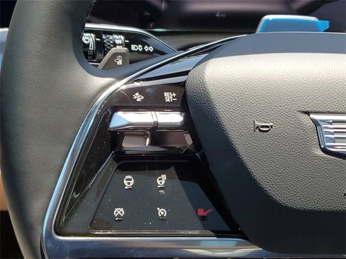 New 2026 Cadillac Vistiq Luxury image 11