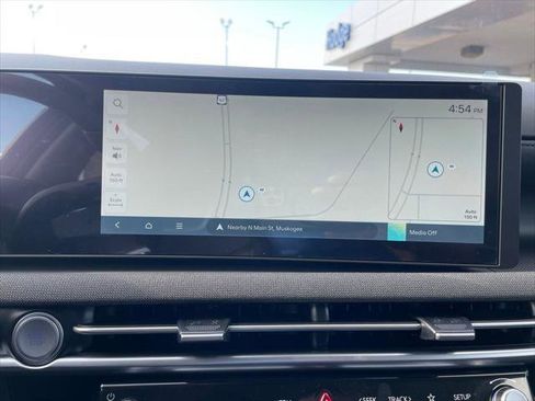 Used 2025 Hyundai Tucson Limited image 23