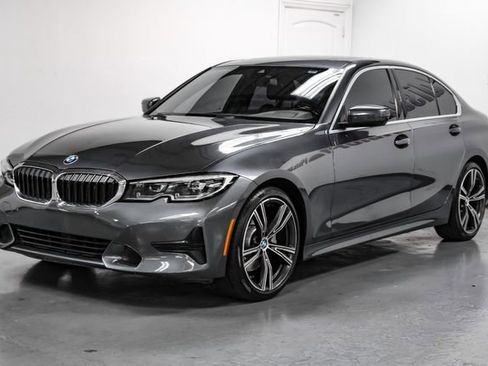 Used 2021 BMW 330i Sedan w/ Driving Assistance Package RWD image 7
