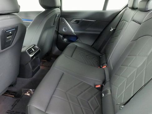 Used 2025 BMW i5 M60 image 59