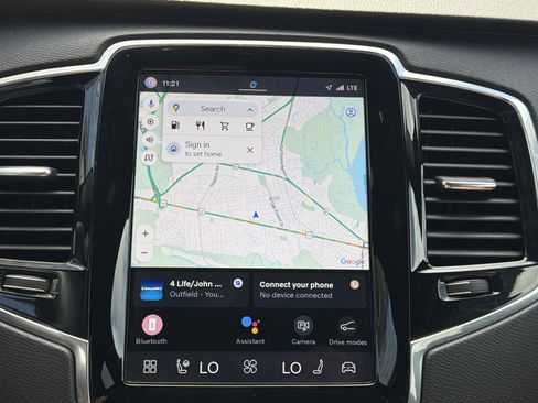 Certified 2023 Volvo XC90 B6 Plus w/ Protection Package Premier image 24