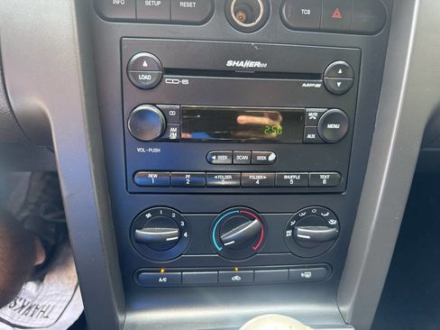 Used 2006 Ford Mustang GT image 21