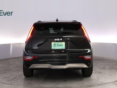 Used 2023 Kia Niro Wave FWD image 15