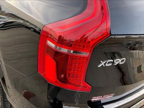 Used 2024 Volvo XC90 B6 Plus w/ Protection Package Premier image 29