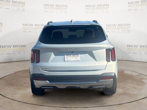 New 2026 Kia Sorento EX FWD image 4